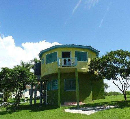 Waikiki Guest House تريجر آيلاند بيتش المظهر الخارجي الصورة