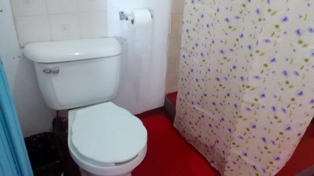 Waikiki Guest House تريجر آيلاند بيتش المظهر الخارجي الصورة
