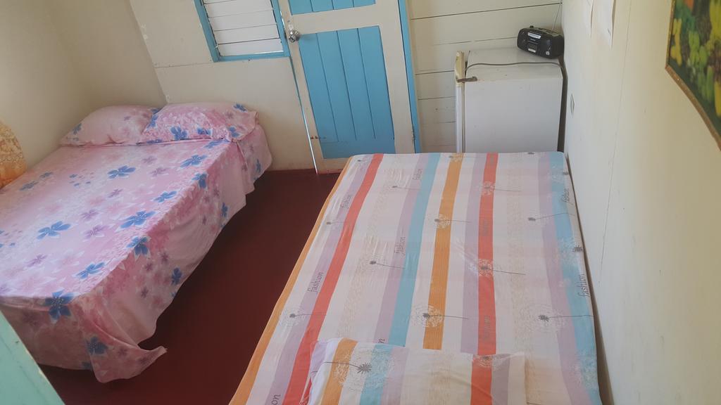 Waikiki Guest House تريجر آيلاند بيتش المظهر الخارجي الصورة