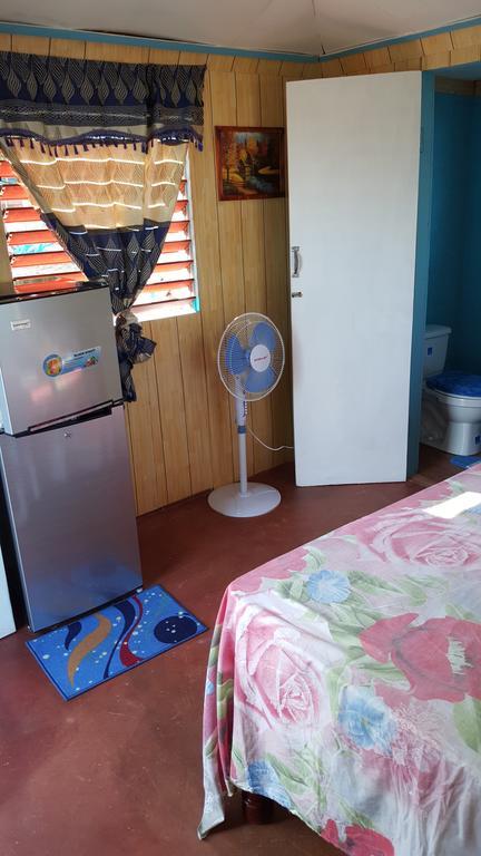 Waikiki Guest House تريجر آيلاند بيتش المظهر الخارجي الصورة