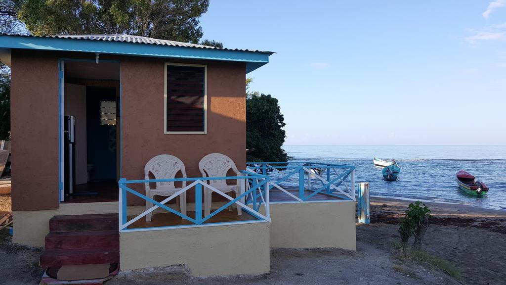 Waikiki Guest House تريجر آيلاند بيتش المظهر الخارجي الصورة