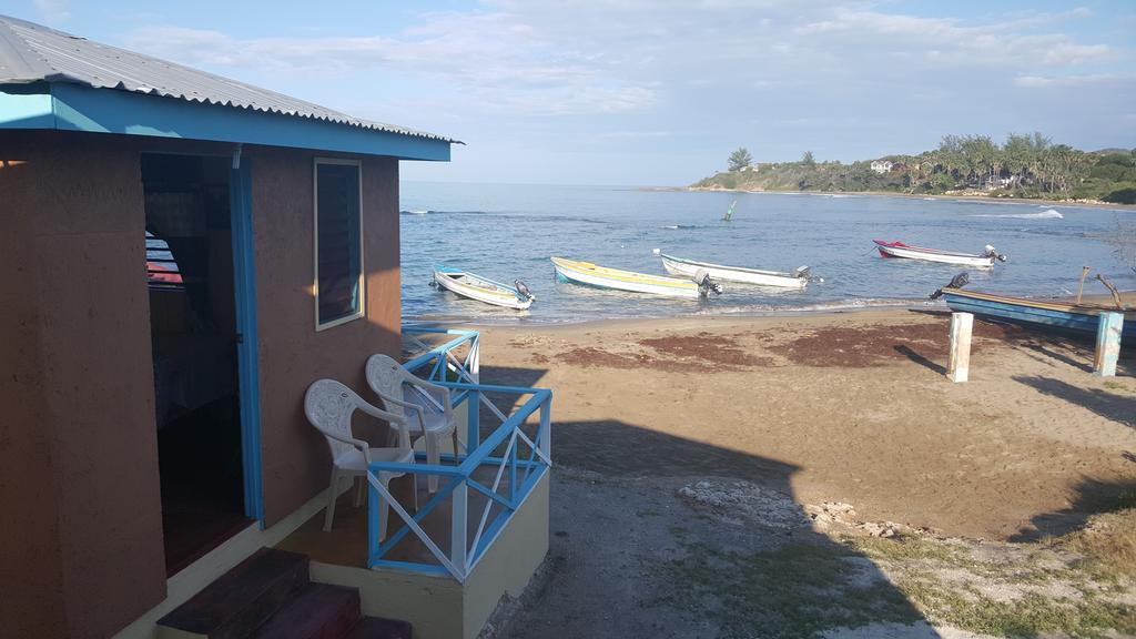 Waikiki Guest House تريجر آيلاند بيتش المظهر الخارجي الصورة