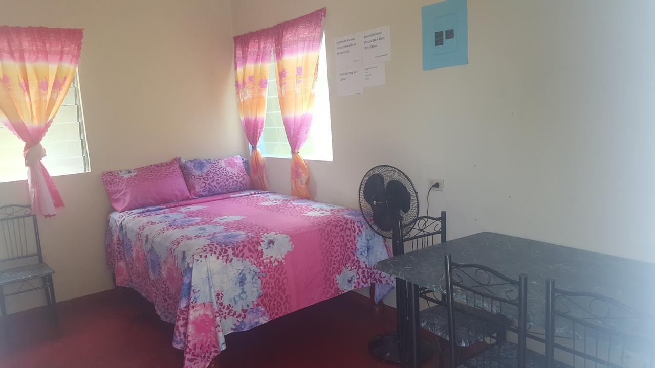Waikiki Guest House تريجر آيلاند بيتش المظهر الخارجي الصورة